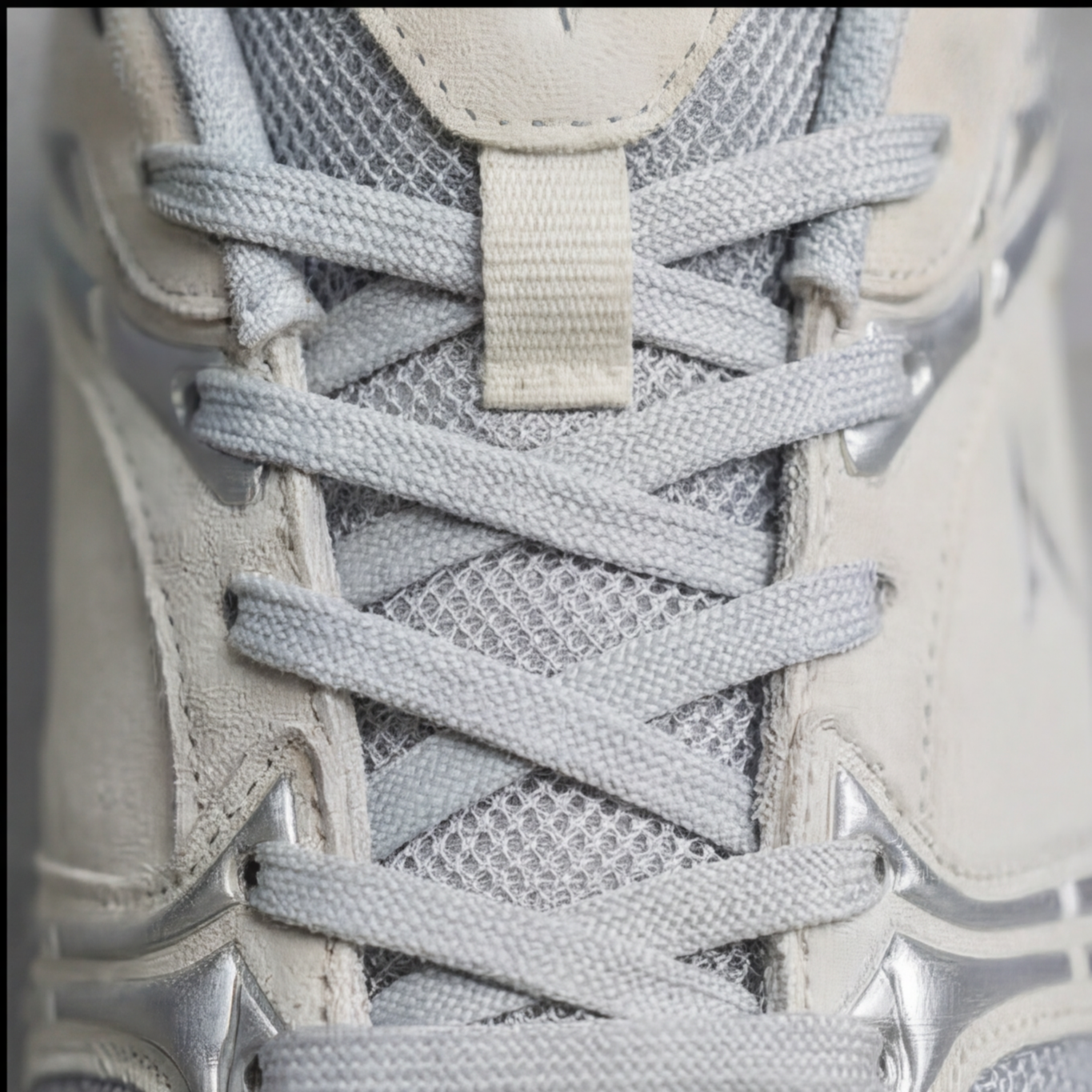 PROTOT[Y]PE WHITE WIDOW